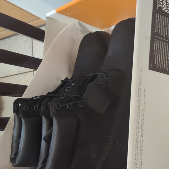 Black suede 10 1/2 M main image 4